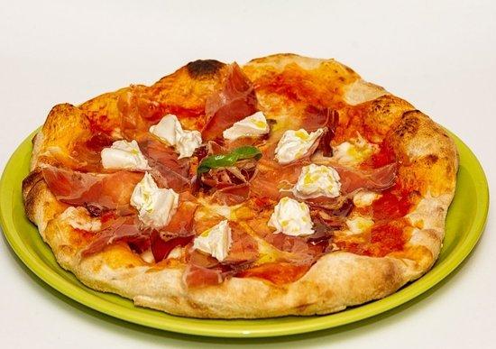 Interno Mediterraneo Pizza